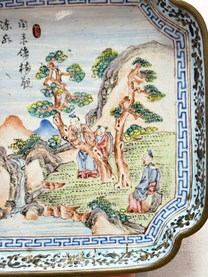 A set of four Chinese Canton enamel square saucers with figural design, Shang Xin 賞心 mark, Yongzheng/Qianlong — foto 18
