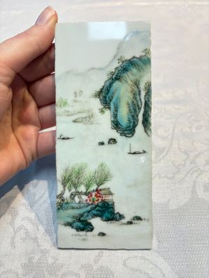 A set of four Chinese famille rose 'Landscape' plaques mounted in a wooden frame, signed Wang Yunquan 王雲泉, together with four plaques, 20th C. — photo 11
