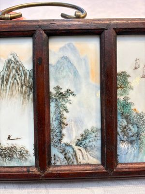 A set of four Chinese famille rose 'Landscape' plaques mounted in a wooden frame, signed Wang Yunquan 王雲泉, together with four plaques, 20th C. — photo 4