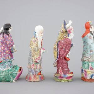 A set of four Chinese famille rose porcelain figures, 19th C. — 照片 4