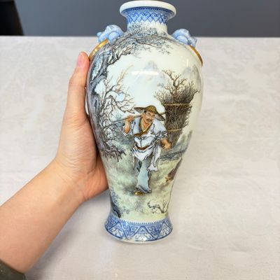A set of four Chinese famille rose 'Yu Qiao Geng Du 漁樵耕讀' vases — photo 2