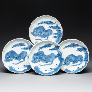 A set of four Japanese Arita 'tiger' plates, Edo, 18th C. — photo 1