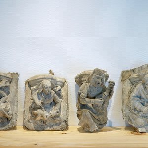 A set of four plaster casts of gothic consoles, 19/20th C., Bruges — photo 1