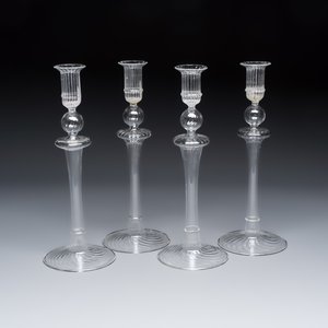 Four ribbled glass candlesticks — foto 1
