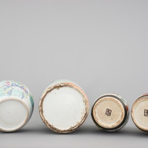 A set of four various Chinese famille rose and other vases, 19th C. — photo 6
