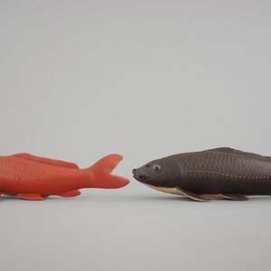 A set of Japanese koi-carps in wooden box, Onaka Suigetsu Kyujiro (1893-1975), 20th C. — 照片 2
