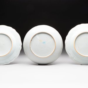 A set of nine Chinese famille rose Lowestoft-style plates, Qianlong — photo 5