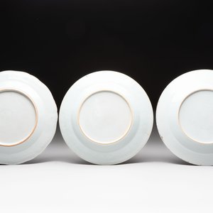A set of nine Chinese famille rose Lowestoft-style plates, Qianlong — photo 7