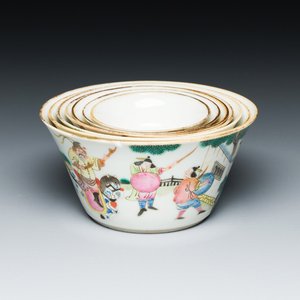 A set of seven Chinese famille rose nesting bowls with narrative design, Daoguang — photo 1