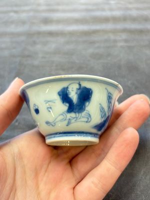 A set of six Chinese blue and white cups and saucers, Qing Yu Tang 青玉堂 and Lin Yu Tang 琳玉堂 marks, Kangxi — foto 27