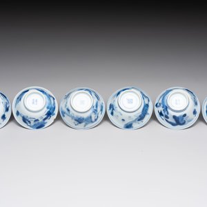 A set of six Chinese blue and white cups and saucers, Qing Yu Tang 青玉堂 and Lin Yu Tang 琳玉堂 marks, Kangxi — foto 11