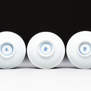 A set of six Chinese blue and white cups and saucers, Qing Yu Tang 青玉堂 and Lin Yu Tang 琳玉堂 marks, Kangxi — foto 5