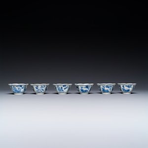 A set of six Chinese blue and white flower-shaped 'sanduo' cups and saucers, lingzhi mark, Kangxi — foto 3