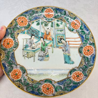 A set of six Chinese Canton famille verte plates with narrative design — photo 1