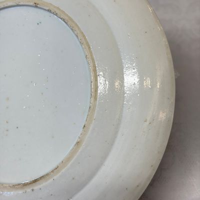 A set of six Chinese Canton famille verte plates with narrative design — photo 10