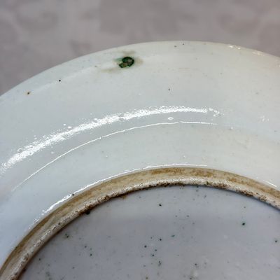 A set of six Chinese Canton famille verte plates with narrative design — photo 21