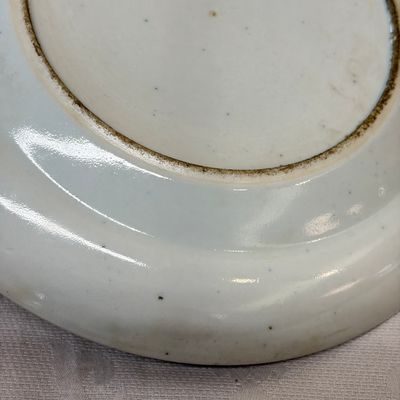 A set of six Chinese Canton famille verte plates with narrative design — photo 47