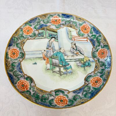 A set of six Chinese Canton famille verte plates with narrative design — photo 60