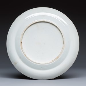 A set of six Chinese Canton famille verte plates with narrative design — photo 5