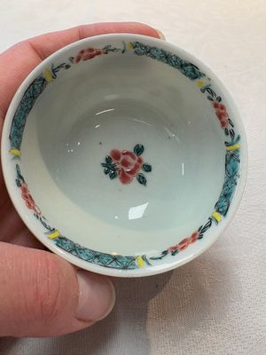 A set of six Chinese famille rose 'birds among flowering branches' cups and saucers, Yongzheng/Qianlong — photo 17