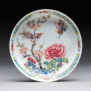 A set of six Chinese famille rose 'birds among flowering branches' cups and saucers, Yongzheng/Qianlong — photo 3