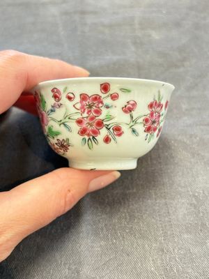 A set of six Chinese famille rose 'peacock' cups and saucers, Yongzheng — photo 39
