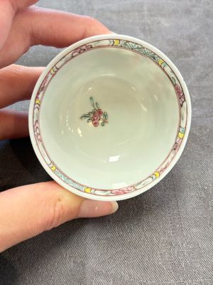 A set of six Chinese famille rose 'peacock' cups and saucers, Yongzheng — photo 41