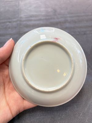 A set of six Chinese famille rose 'peacock' cups and saucers, Yongzheng — photo 8