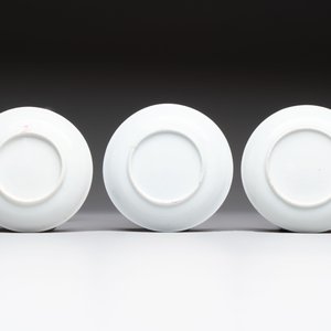 A set of six Chinese famille rose 'peacock' cups and saucers, Yongzheng — photo 3