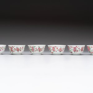 A set of six Chinese famille rose 'peacock' cups and saucers, Yongzheng — photo 8
