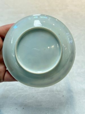 A set of six Chinese famille rose 'peonies' cups and saucers, Yongzheng/Qianlong — foto 47