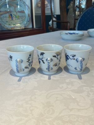 A set of six Chinese Imari-style cups and saucers from the Nanking cargo, Qianlong — photo 37