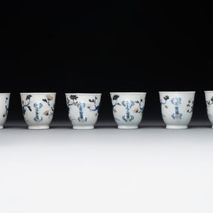 A set of six Chinese Imari-style cups and saucers from the Nanking cargo, Qianlong — photo 4