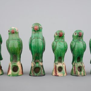 A set of six Chinese sancai pottery figures of parrots, late Qing Dynasty — photo 5