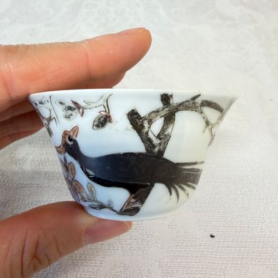 A set of six Chinese silver and gilt-decorated 'Pheasants Among Flowering Branches' tea bowls and saucers — photo 2