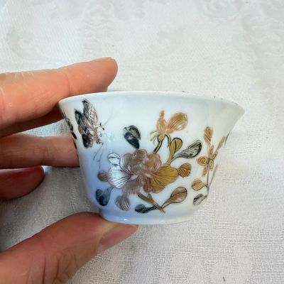 A set of six Chinese silver and gilt-decorated 'Pheasants Among Flowering Branches' tea bowls and saucers — photo 10