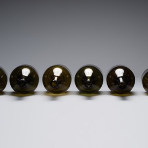 A set of six dark green glass mallet-shaped bottles, possibly France or England, 19th C. or earlier — photo 4