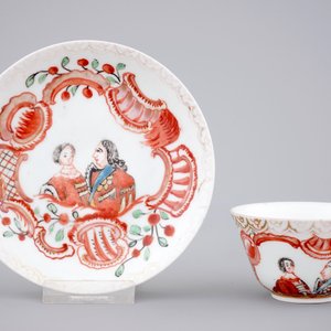 A set of six Dutch-decorated royal portrait cups and saucers, 18th C. — foto 2