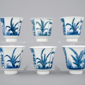 A set of six Japanese blue and white wine cups and saucers, 18/19th C. — 照片 4