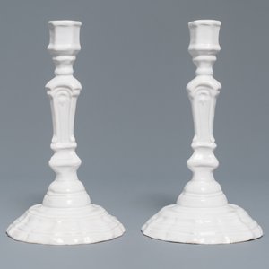 A set of six white Delftware candlesticks, France, 18th C. — 照片 10