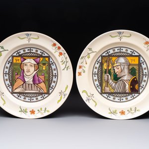 A set of ten English Arts and Crafts plates, Henry Stacy Marks for Minton, ca. 1878 — foto 2