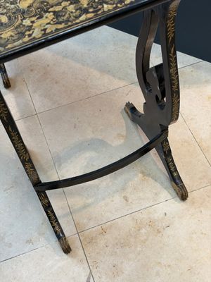 A set of three Chinese Canton gilt-lacquered nesting tables with narrative design, 19th C. — photo 12