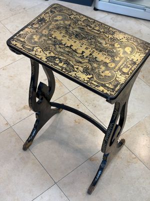 A set of three Chinese Canton gilt-lacquered nesting tables with narrative design, 19th C. — photo 15