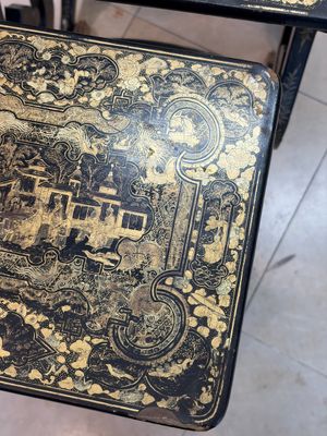 A set of three Chinese Canton gilt-lacquered nesting tables with narrative design, 19th C. — photo 4