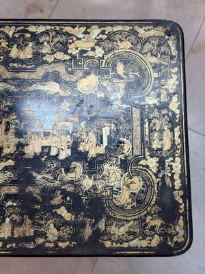 A set of three Chinese Canton gilt-lacquered nesting tables with narrative design, 19th C. — photo 9