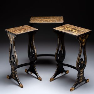 A set of three Chinese Canton gilt-lacquered nesting tables with narrative design, 19th C. — photo 4