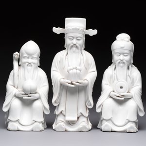 A set of three Chinese Dehua blanc de Chine 'Sanxing' figures, 20th C. — 照片 2