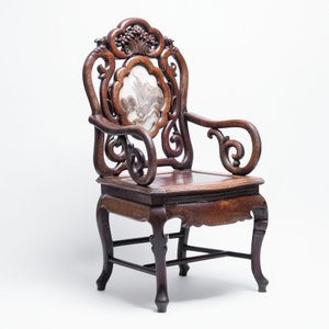 A set of three Chinese marble-inset hongmu chairs, 19th C. — 照片 13