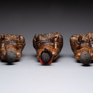 A set of three Chinese or Vietnamese gilt-lacquered wooden sculptures of Buddha, 18/19th C. — photo 5