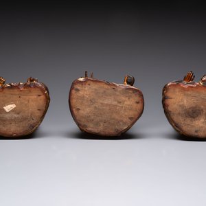 A set of three Chinese or Vietnamese gilt-lacquered wooden sculptures of Buddha, 18/19th C. — photo 6